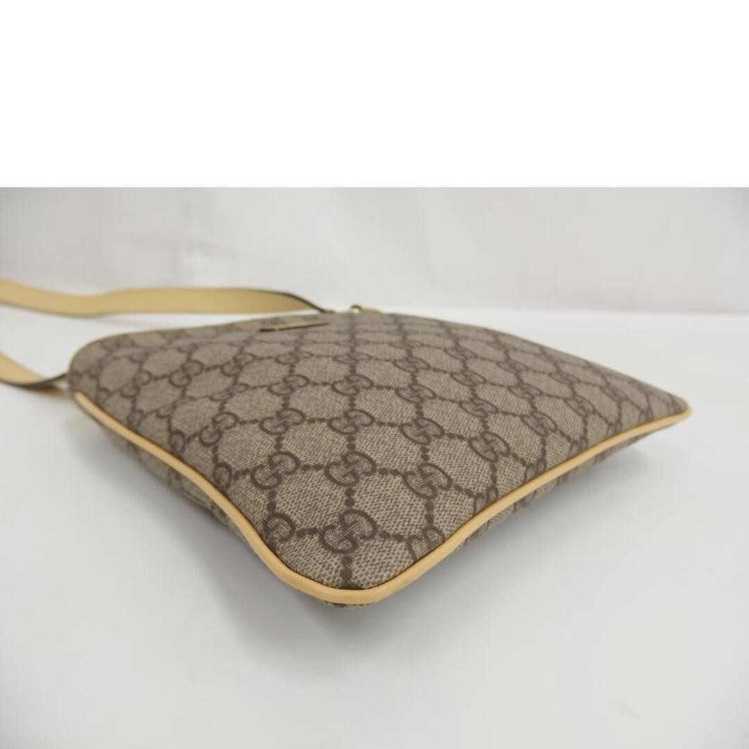 Gucci GG Pattern Messenger Bag Women's Used B Rank Leather/Cotton thumbnail 3