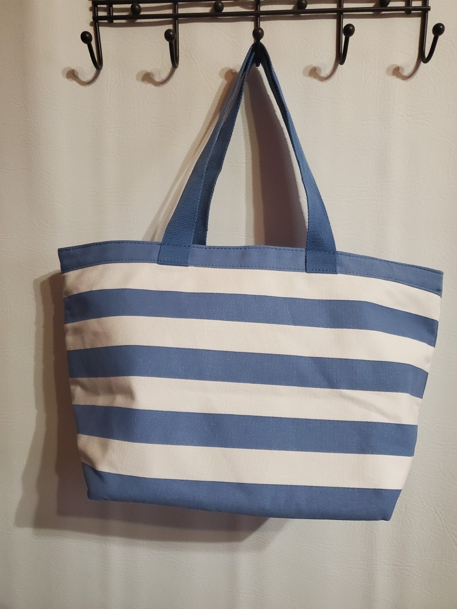 ⭐DOLCE&GABBANA⭐ ホワイトトートバッグ Dolce & Gabbana Women's Light Blue/white Striped Canvas Tote