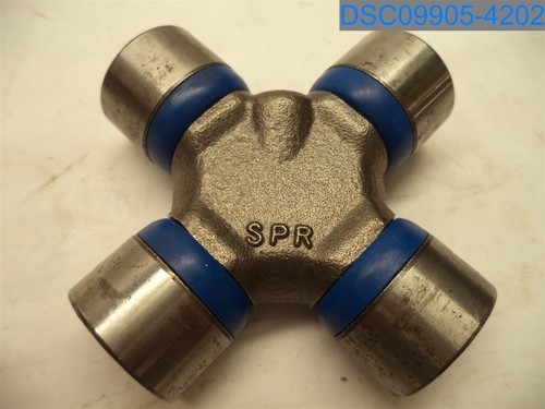 Spicer: Universal Joint, SH98, P051 - Picture 2 of 4