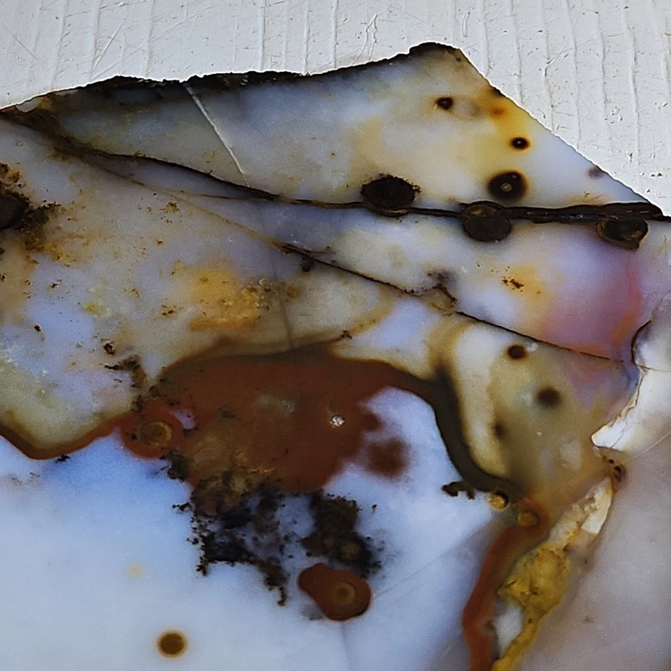 Polka dot agate AKA blue ice agate slab. 4 7/8" x 5 1/2" x 1/4" 7.9oz. - Image 2 of 4