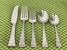 Lenox FEDERAL PLATINUM FROSTED Stainless 18/10 NEW Flatware SMART CHOICE E52N