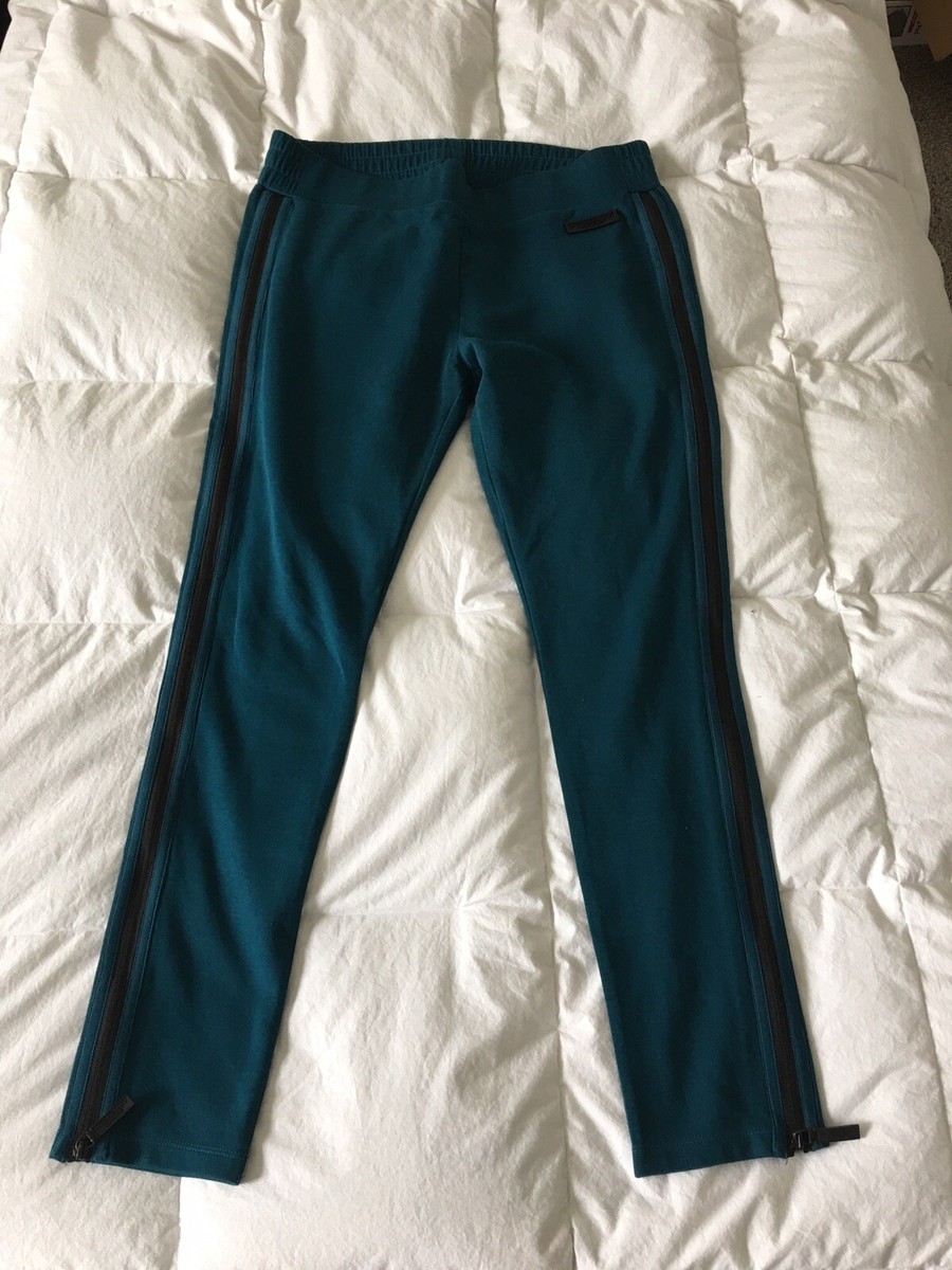 BURBERRY SPORT SIDE ZIP TRACK PANTS SIZE XL MADE IN PORTUGAL BURBERRY SPORT SIDE ZIP TRACK PANTS SIZE XL MADE IN PORTUGAL
