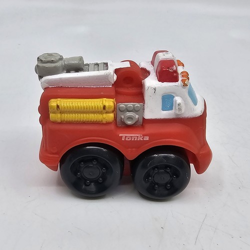 Vintage Hasbro Tonka Mini Fire Truck Car Figure Kids Play Toy Red - Picture 3 of 7