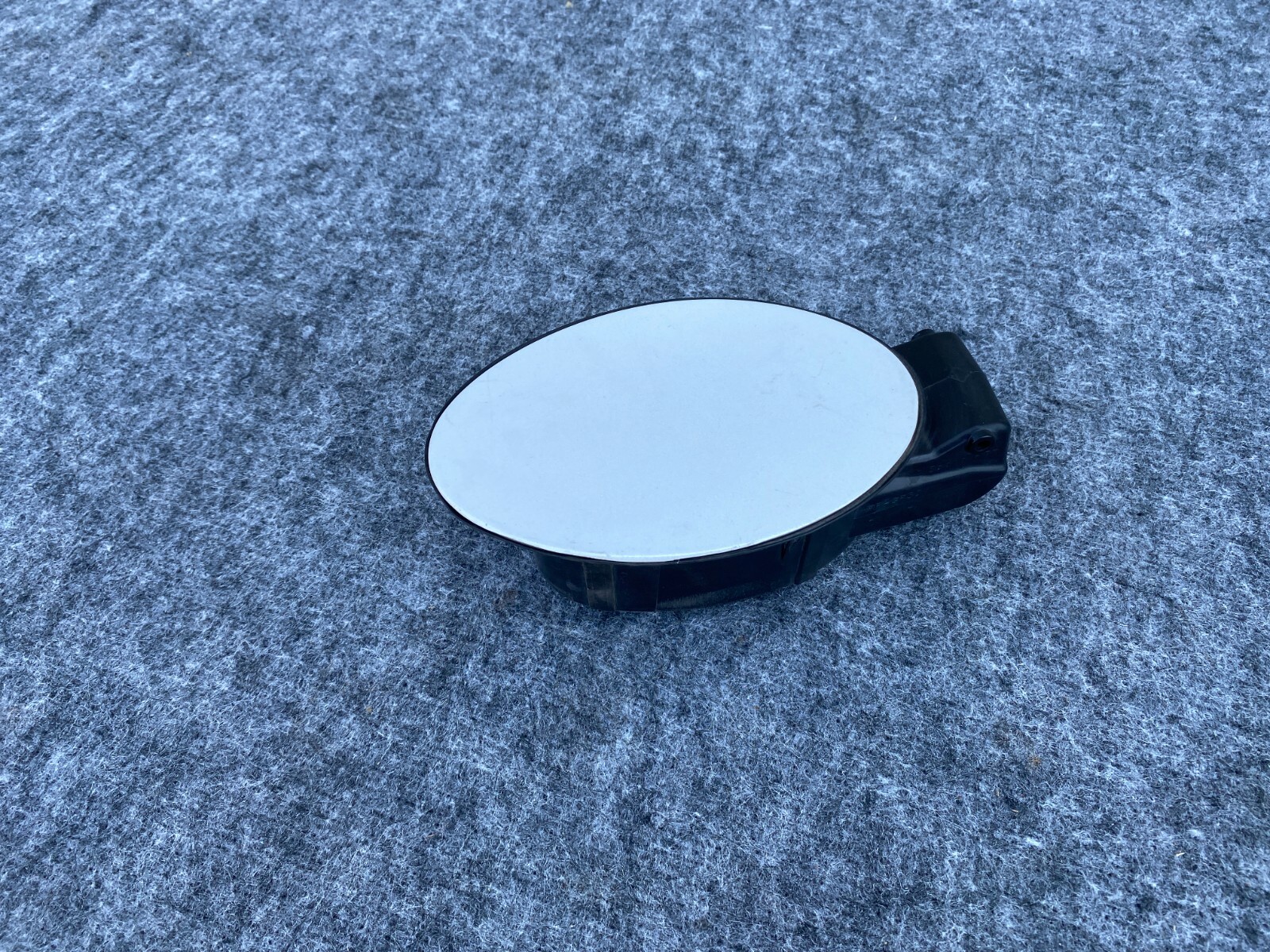 Bentley Continental GT 2012-2015 Fuel cap P/N 3W8809857L