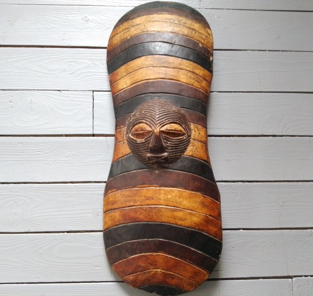 Bouclier Tribal Africain Songye En Bois Sculpté – Art Authentique Des Années 1990