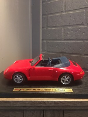 maisto porsche 911 carrera cabriolet 1994