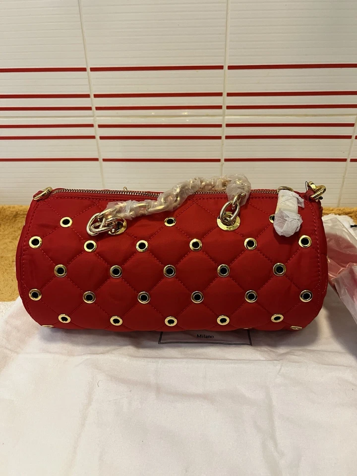 Bolso de Mano Nylon Acolchado Moschino Rojo Cilindro con Herrajes Dorados Nuevo Foto 2 de 4
