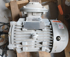 Siemens XP100 Hazardous Location Motor, 3PH 1755 RPM 1HP 1MB21211AB214AG3