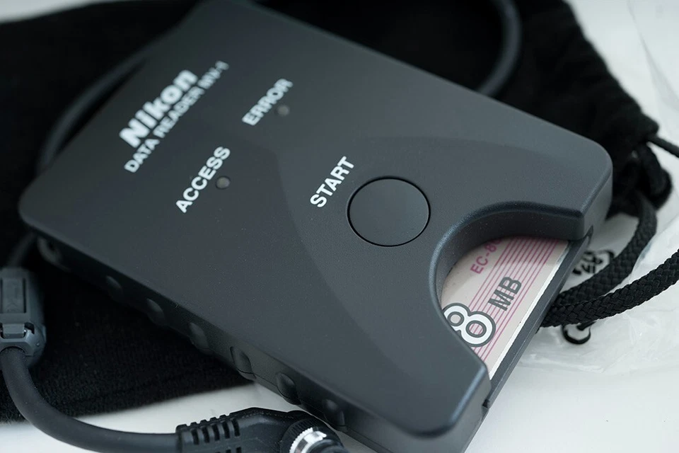 Nikon MV-1 Data Reader - for F6, F5 & F100 - Image 2 of 2