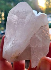 Bergkristall Quarz, 326 g, ca. 9 x 7,5 x 4 cm