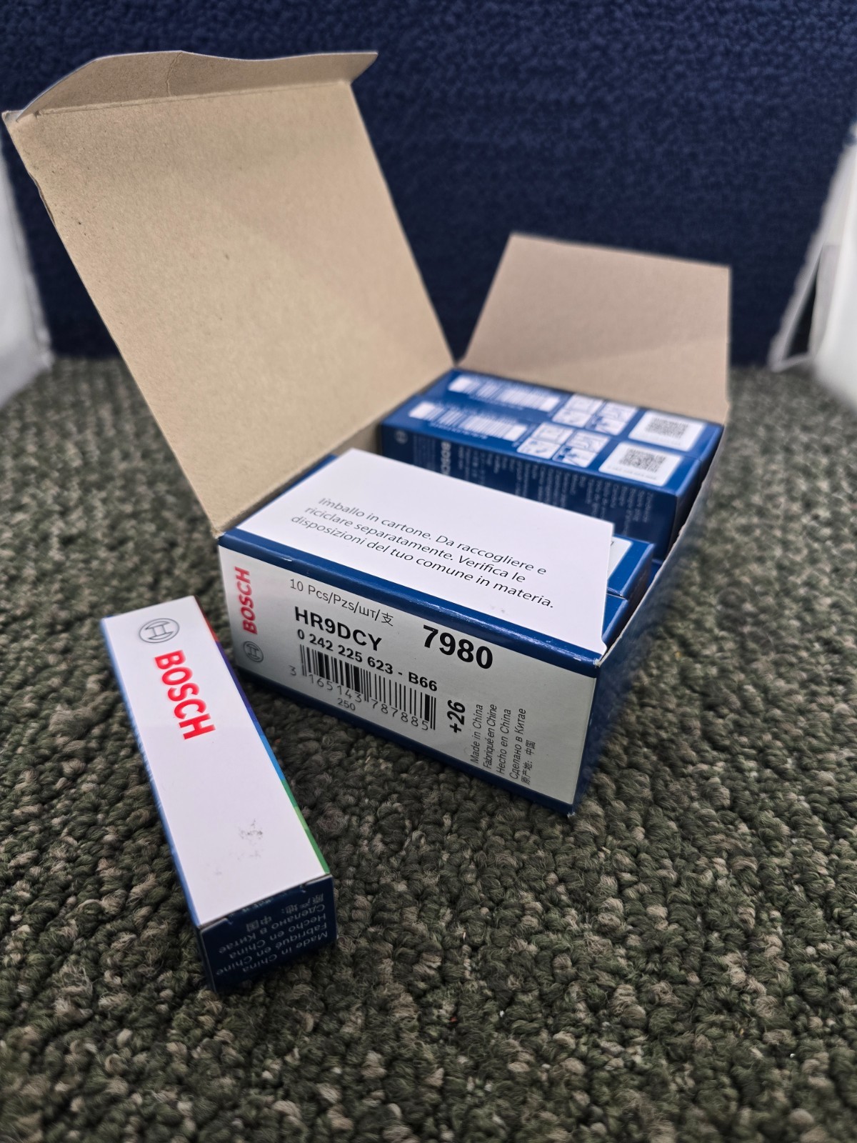 QTY 10 Bosch HR9DCY 7980 Super Plus Spark Plugs Fits mid-2000 Chevrolet Camaro