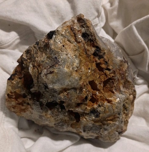 GOLD QUARTZ SPECIMEN TGW=⚡big a$$ LOADED rock specimen