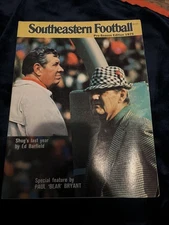 1975 Southeastern football preseason edition Featuring Shug And Bear