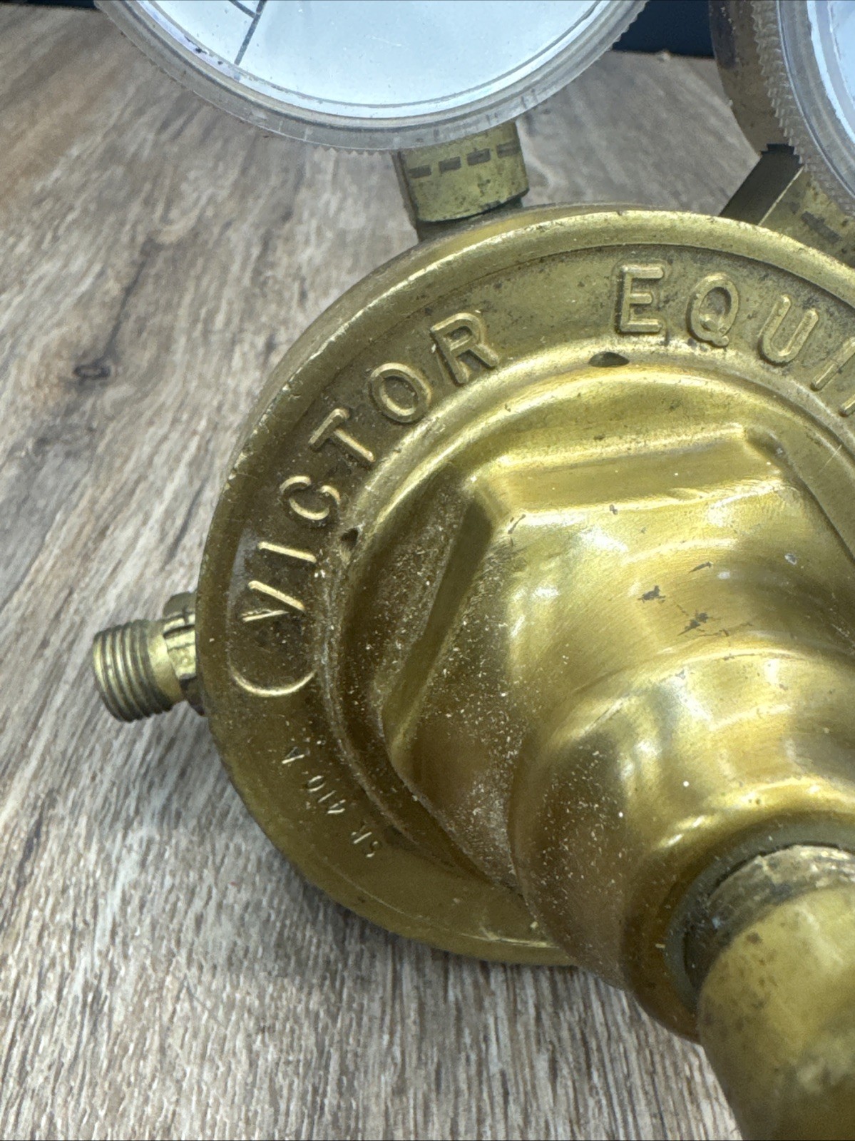 Victor Equipment Company Heavy-Duty High-Pressure Acetylene Regulator ...
