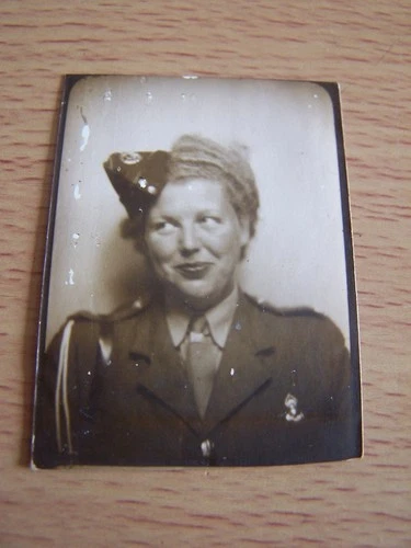 WW2 Military Woman Vintage Photo Booth Doris 608