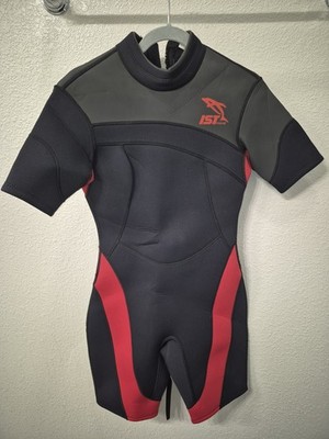 IST Proline Shorty Wetsuit Size 9 Men s Neoprene Black Red Warm Water Diving...