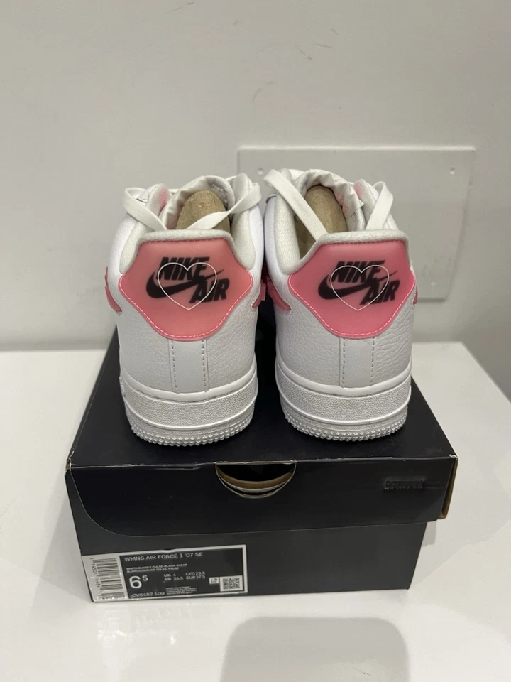 Nike Air Force 1 Low Love For All CV8482-100 37.5 Nuevas Originales - Imagen 4 de 4