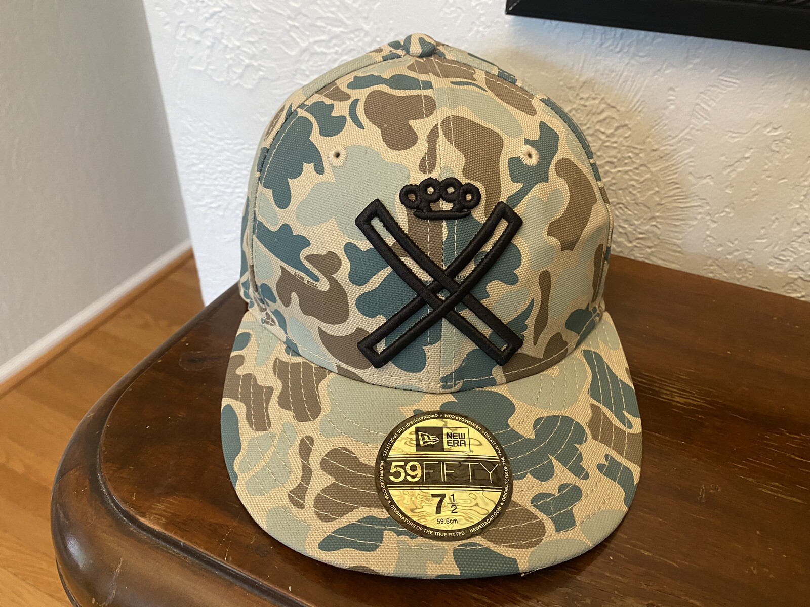 Picture 1 of 5