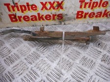 BFD003536 2005 ISUZU RODEO DENVER 3.0TD BATTERY CLAMP