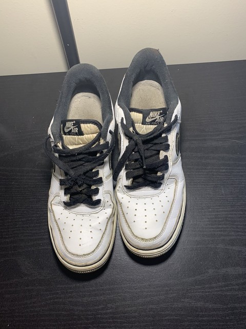 black and white air force 1 07 lv8