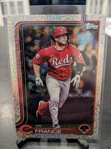 2025 Topps Series 1 CELEBRATION CONFETTI FOIL ,Choose your card/complete a set - Picture 61 of 88