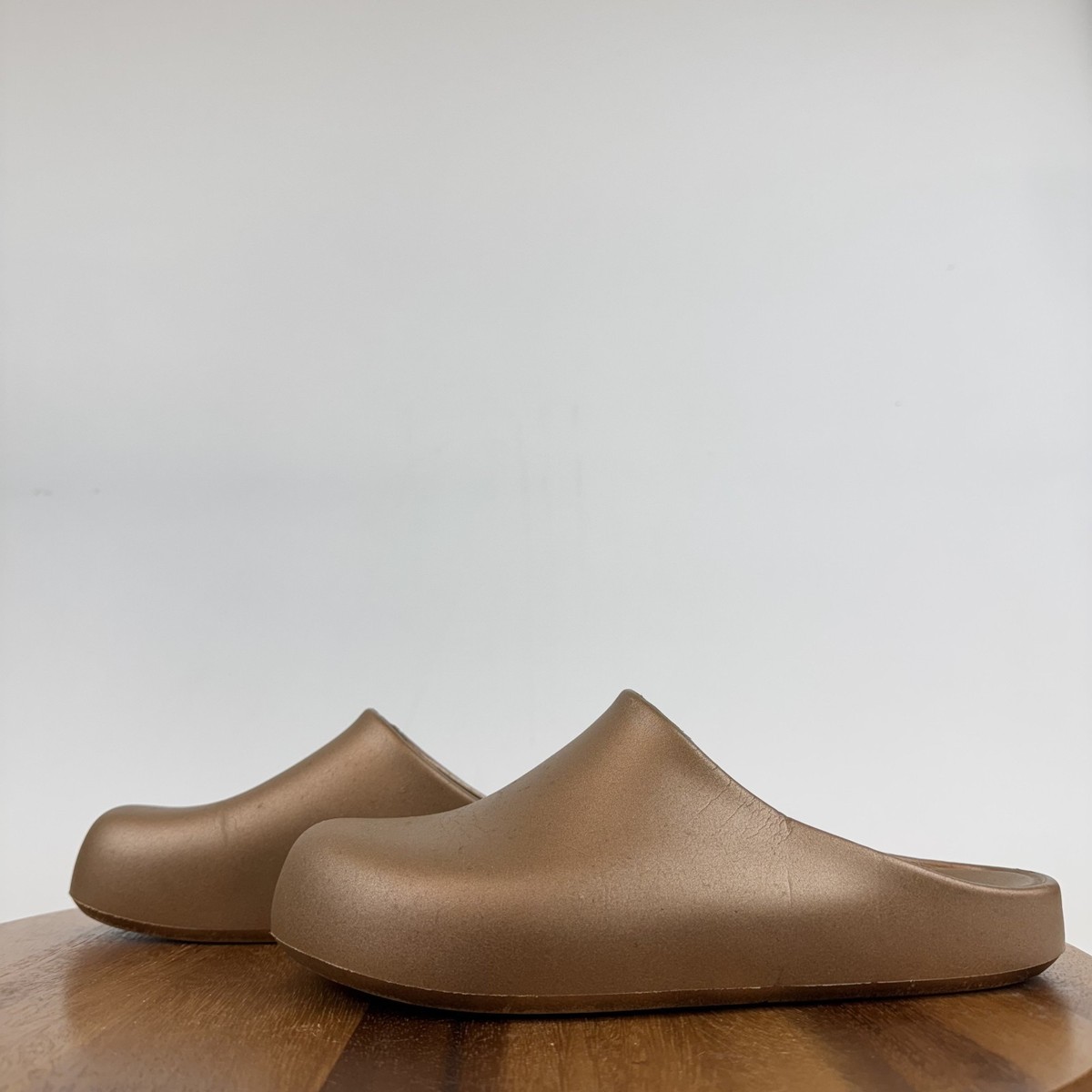 Womens Jeffrey Campbell Unclogged Metallic Bronze Slip On Clogs