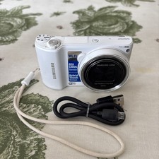 Samsung WB250F Digital Compact Camera 14.2MP, 18x Zoom, WiFi, Touchscreen, White