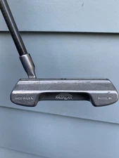 Lynx Parallax Model #4 Putter 35” Golf Club Gripless Handle Right Handed