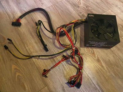 Thermaltake Berlin 630W ATX Netzteil TR2-630AH2NSW Power Supply 80+ Zertifiziert