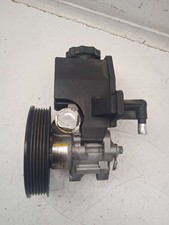 Pompe direction assistée Mercedes 208