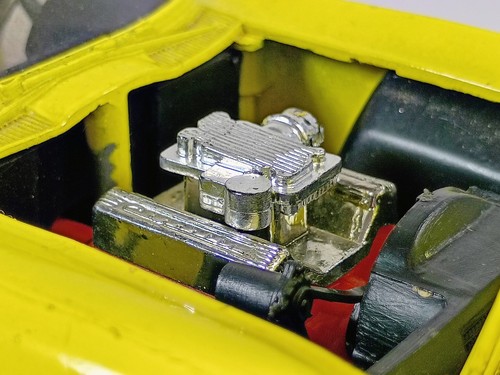 Ertl 1963 Diecast Corvette Stingray Split Window Coupe. 1/25, Yellow. - Picture 13 of 14