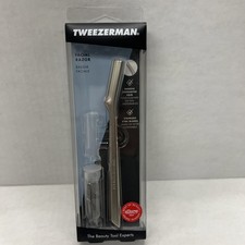 Tweezerman Facial Razor With 3 Replacement Blades and Safety Cap