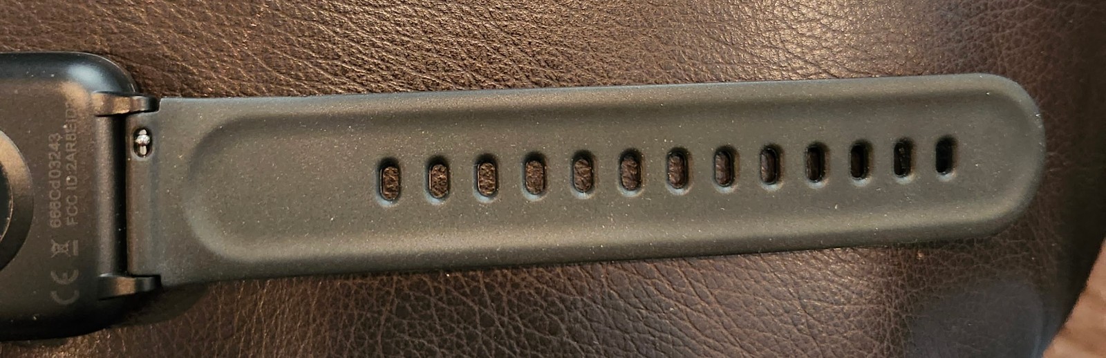 Letsfit Smart Watch ID205L Fitness  w/Heart Rate Monitor Black - new open box