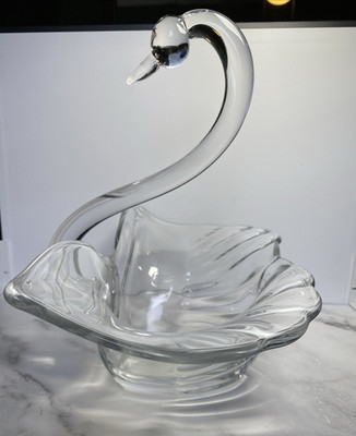Hand Blown Clear Glass Swan Center Piece Candy Dish 12'' Wing Span