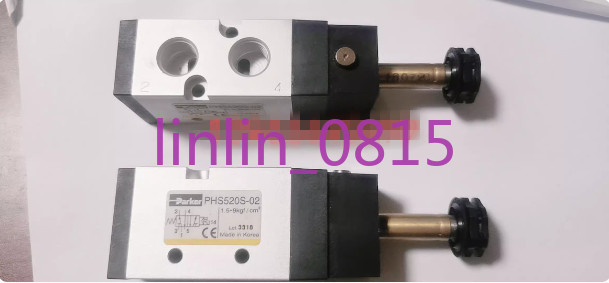 1Pcs New Parker Solenoid Valve PHS520S-02 (no box)