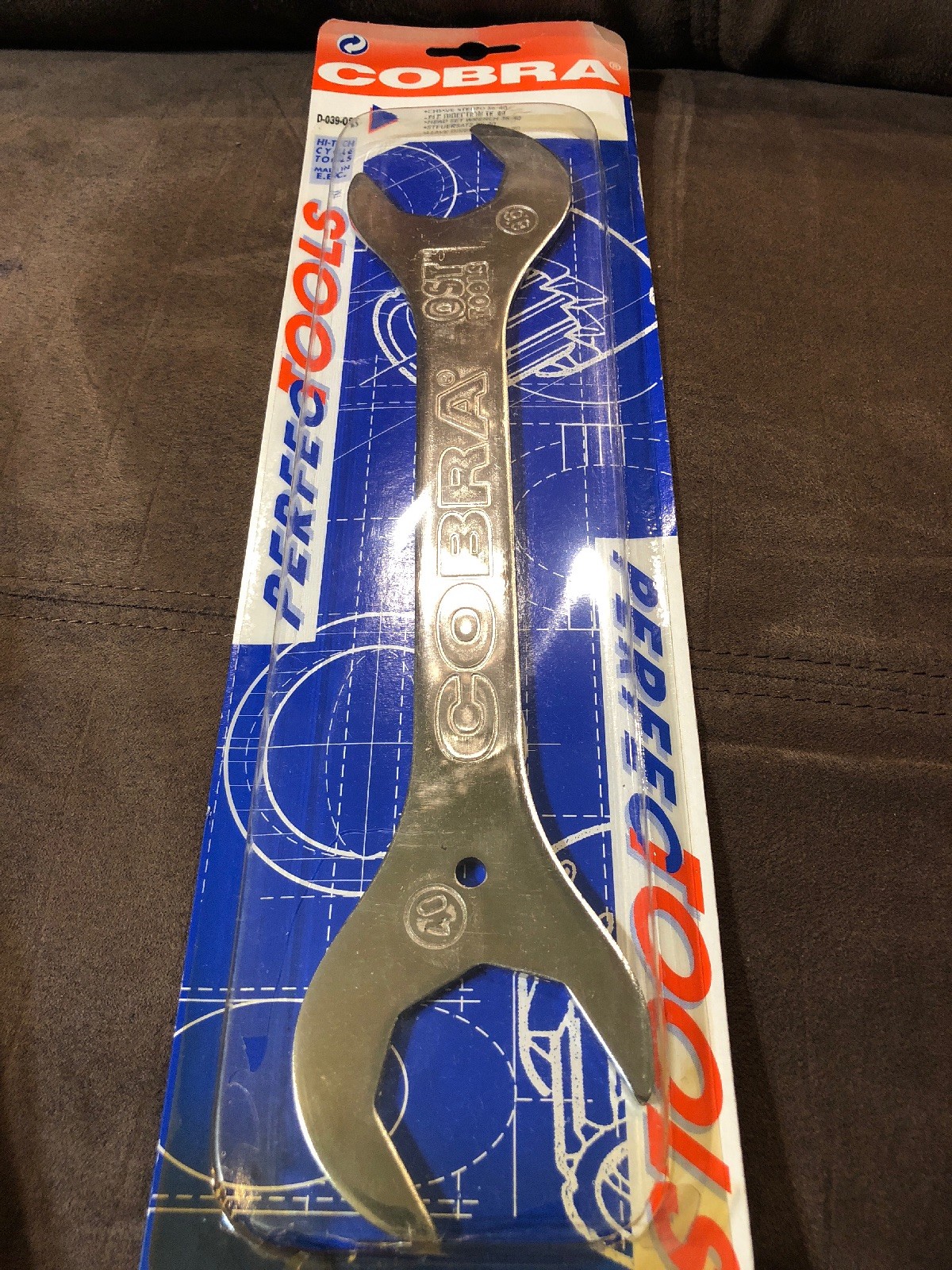 Head Set Wrench Vintage 36-40 Nos