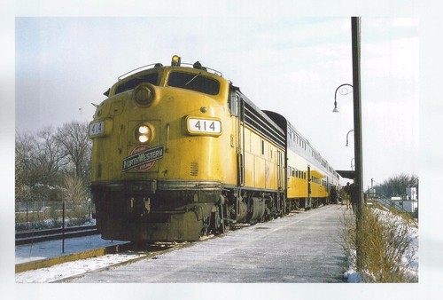 North Western Lines: 2017, No. 1, CHICAGO & NORTH WESTERN LINES (LAST BRAND NEW) - Picture 2 of 2