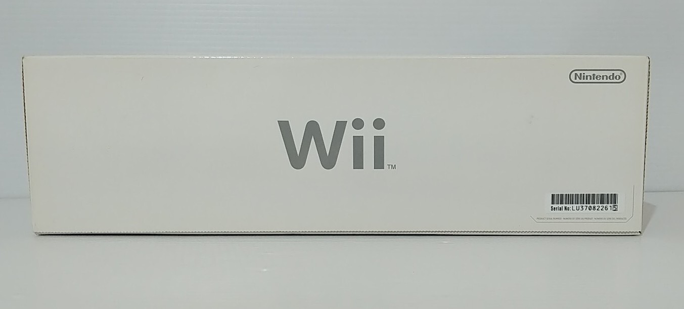 Nintendo Wii Console Complete in Box W/Wii Sports GameCube Ports