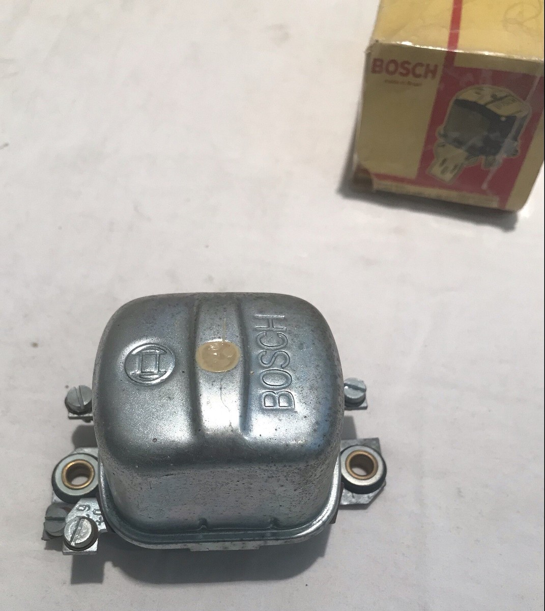 NOS Bosch 0 190 350 045 Voltage Regulator 0190350045 OEM Porshe VW 