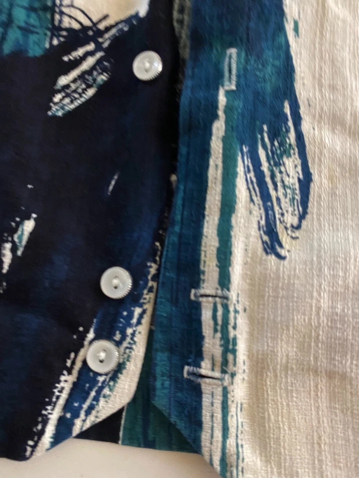 VTG 1950's Iolani Hapa Jac Hawaiian Shirt marked M FITS SMALL Length is 24.5 XS - Image 2 of 4