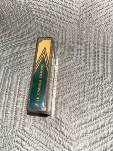 Vtg Crayola Binney and Smith Crayons Plastic Case Made In USA 16 Pack Colors - Picture 3 of 8