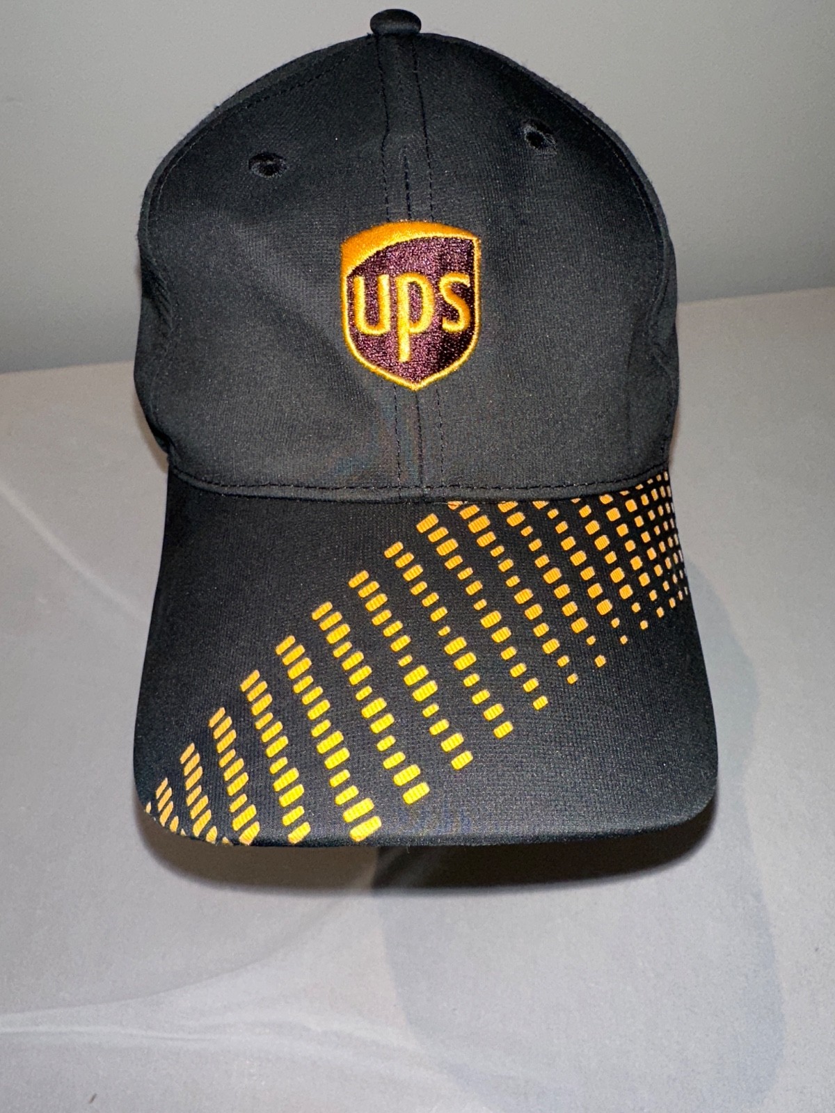 UPS Hat  hook loop strap OSFM - image 1