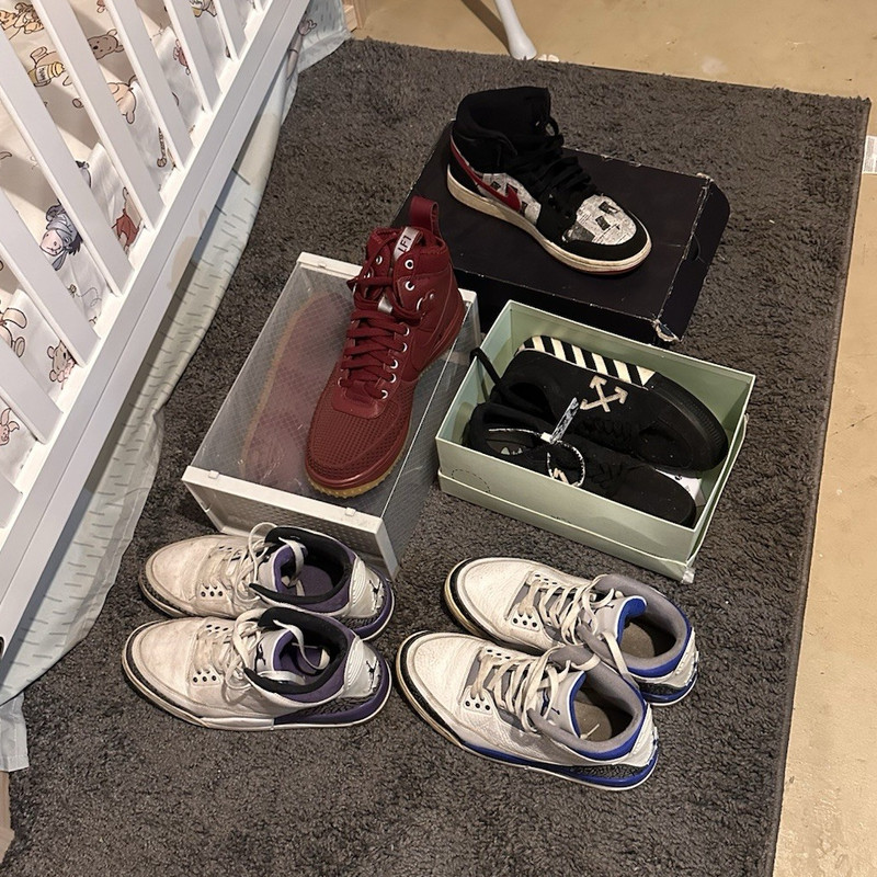  Sneakers Mixed Lot 4 Pairs