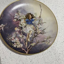 "Heinrich" Villeroy & Boch "The Blackthorn Fairy" Bone China Mary Cicely Plate