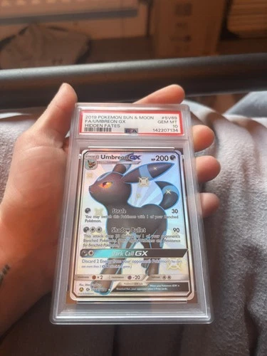 Umbreon GX SV69/SV94 | Hidden Fates PSA 10