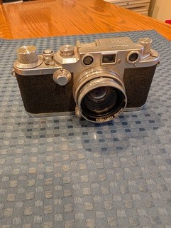 Fotocamera vintage Leica IIIc telemetro 1949 Wetzlar con custodia obiettivo Summitar 50 mm f2
