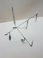 KC School'em 7P-LG-7DL 5 Arm 4 Blade Nickel Wire Bass Rig