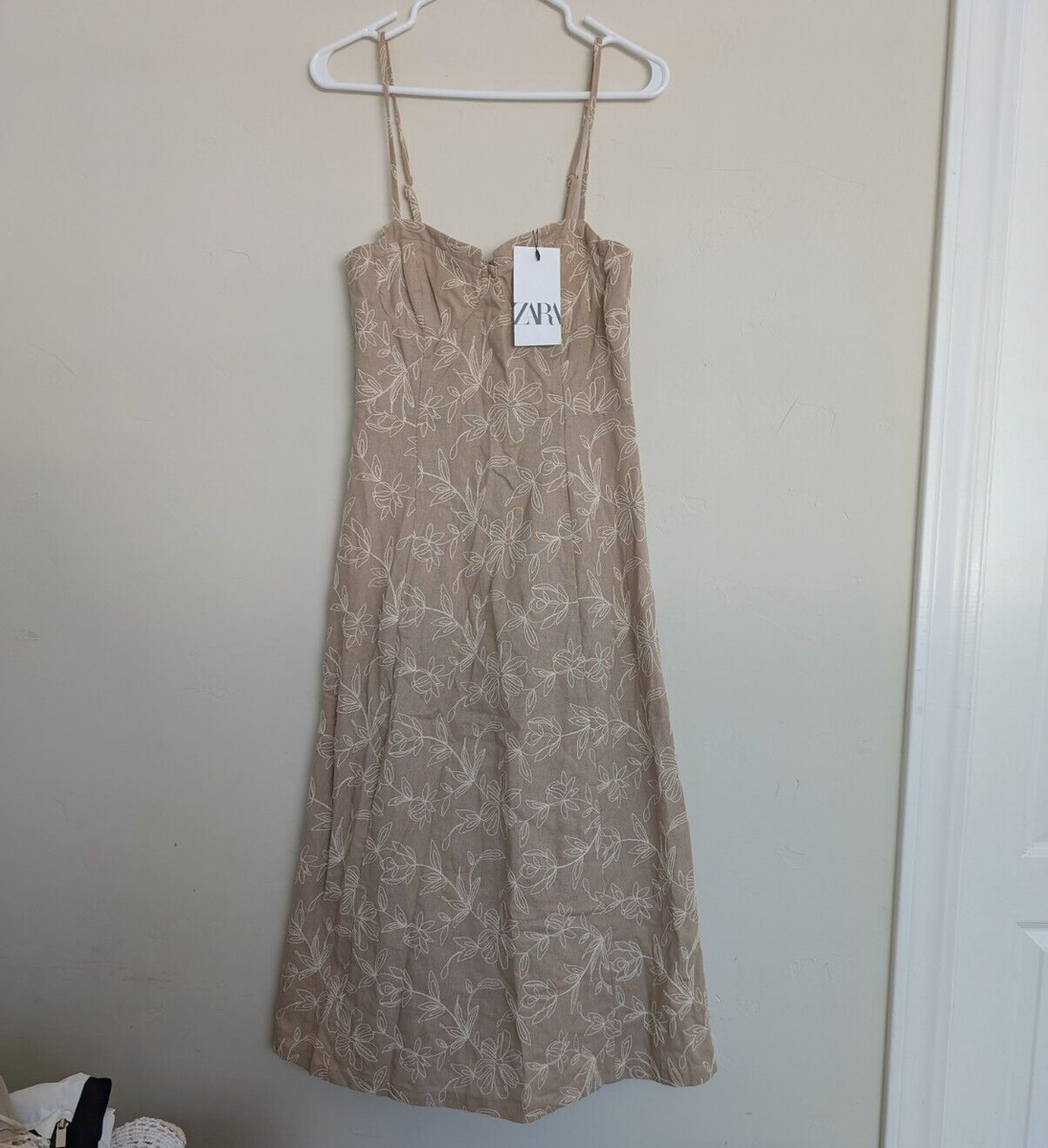 green emerald velvet dress NWT Zara SS24 Embroidered Floral Midi Dress Ecru/Beige Wmns Sz M 3447/ –  conSHINEment main image 1