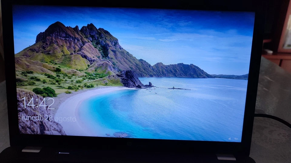 pc portatile usato I3 - Immagine 2 di 4