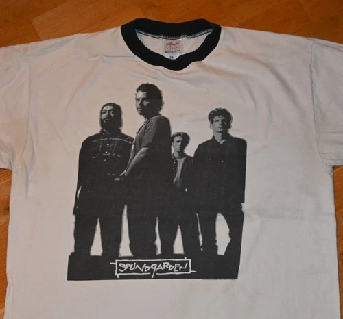 SOUNDGARDEN original Rare 90s Concert Tour tee sh 1990s vintage concert t-shirt, vintage, size XL, single stitch, B+ condition